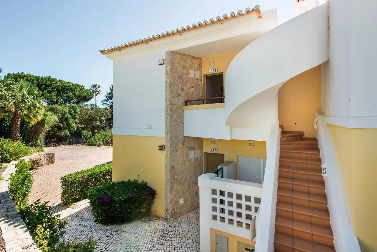 Luxurious First Floor Apartment Sleeps 4 Carvoeiro  0*, Carvoeiro (Lagoa)