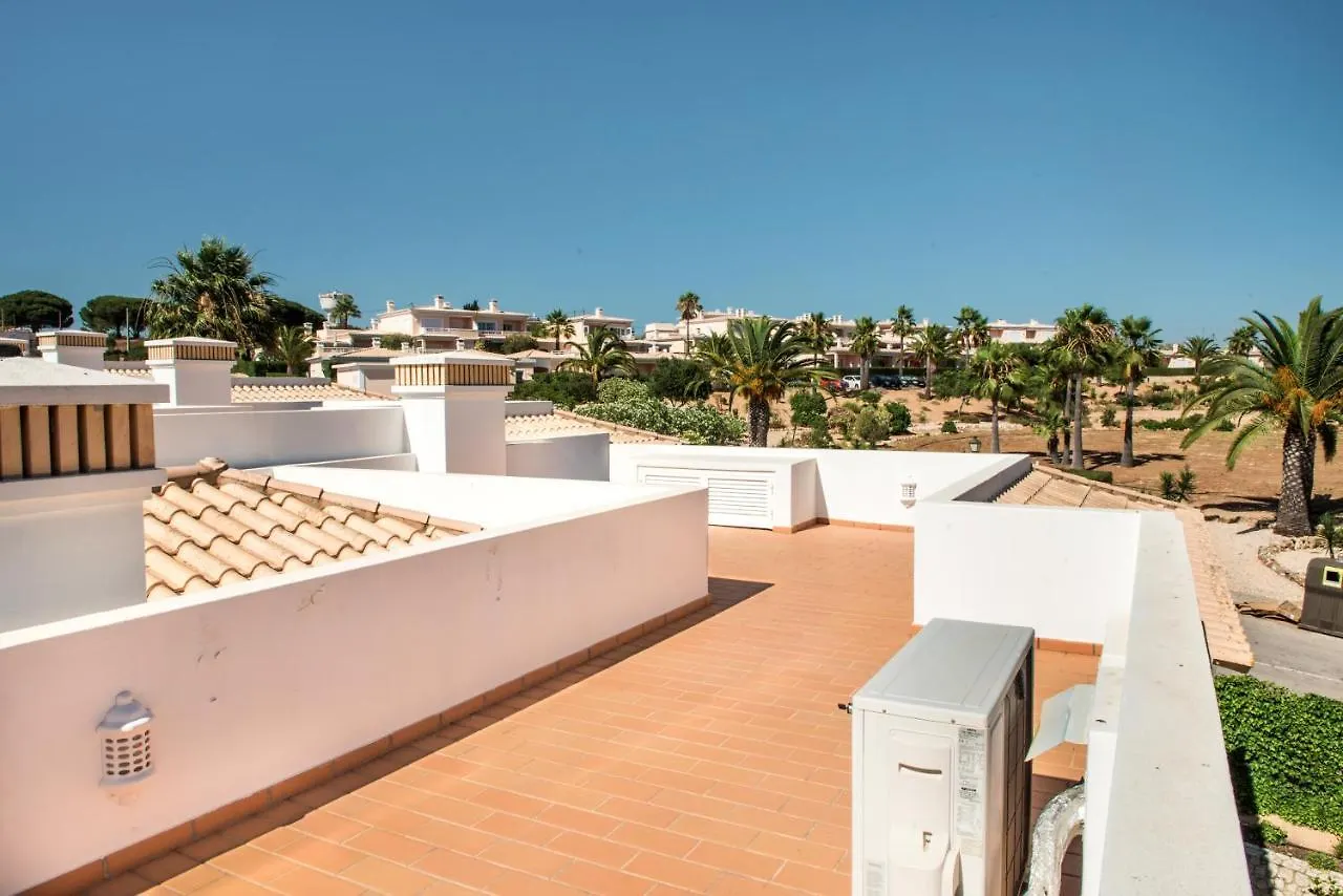 Luxurious First Floor Apartment Sleeps 4 Carvoeiro