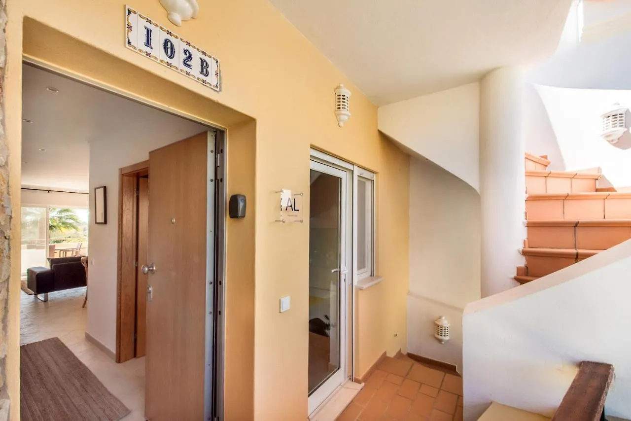 Luxurious First Floor Apartment Sleeps 4 Carvoeiro  0*, Carvoeiro (Lagoa)