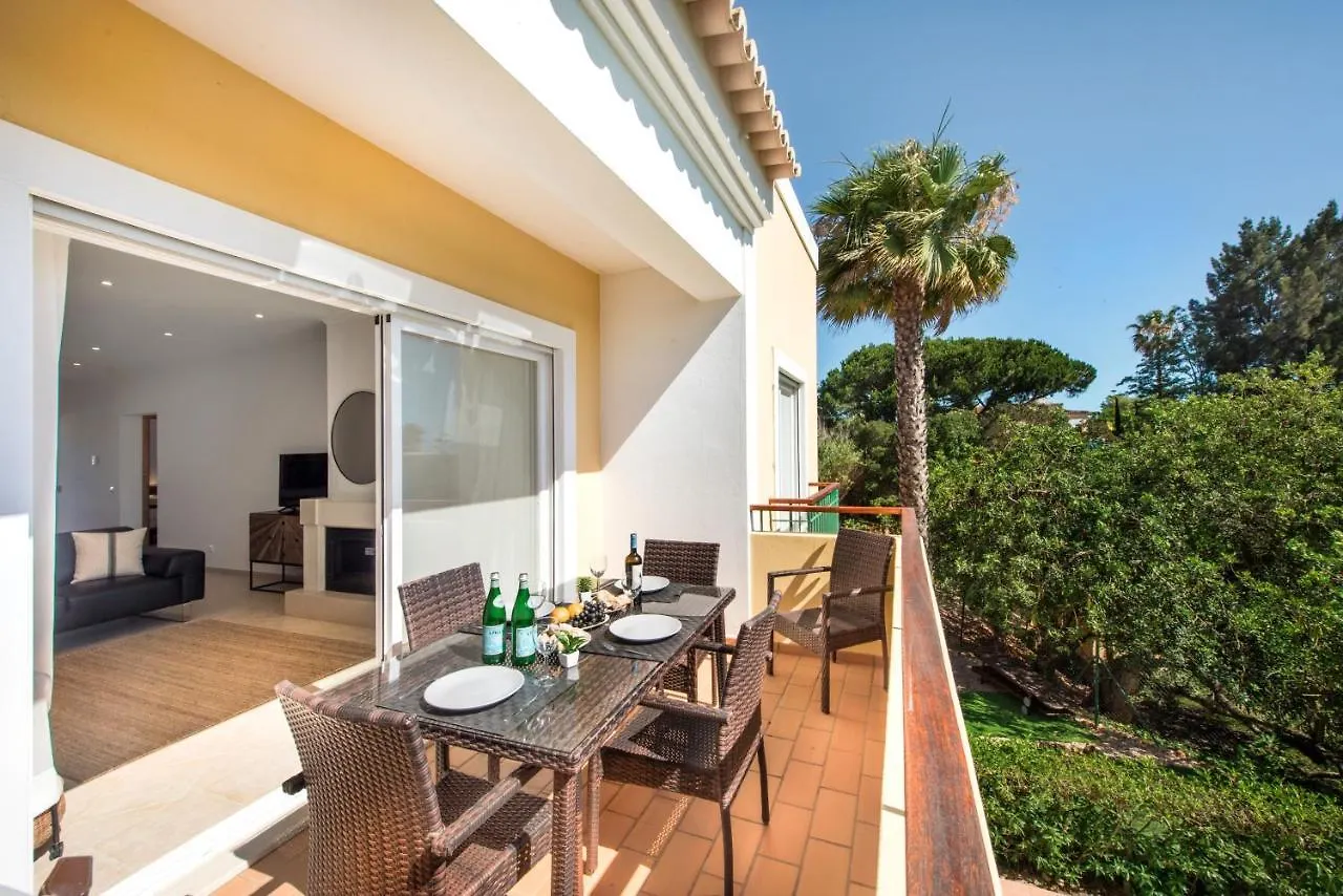 Luxurious First Floor Apartment Sleeps 4 Carvoeiro  Portugal