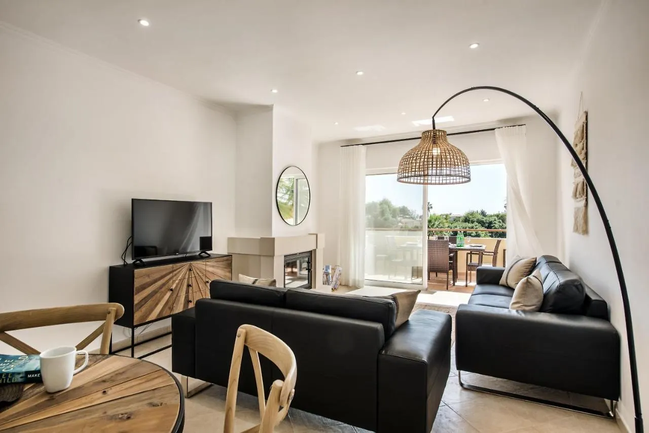 Luxurious First Floor Apartment Sleeps 4 Carvoeiro   Carvoeiro (Lagoa)