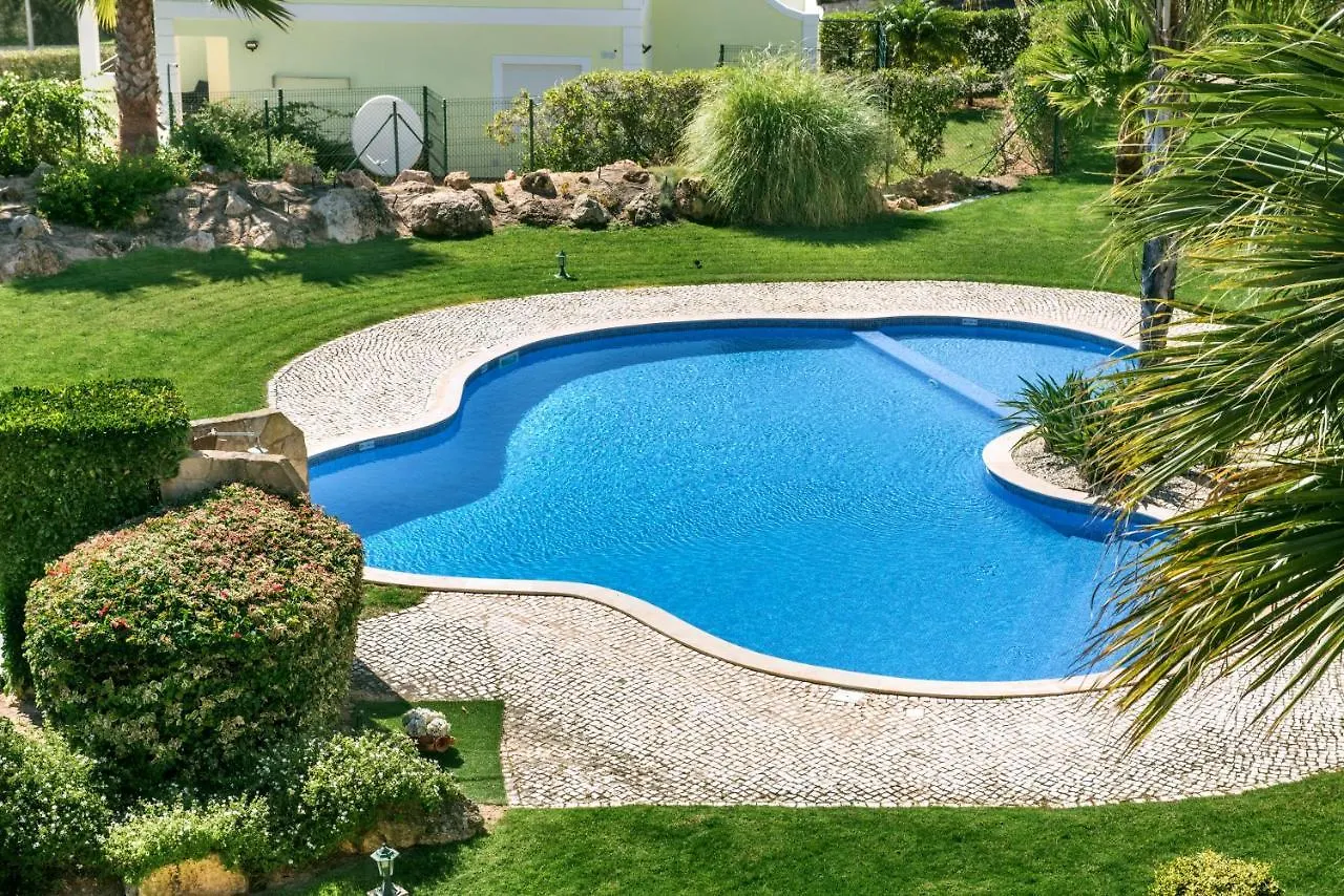 Luxurious First Floor Apartment Sleeps 4 Carvoeiro  Carvoeiro (Lagoa)